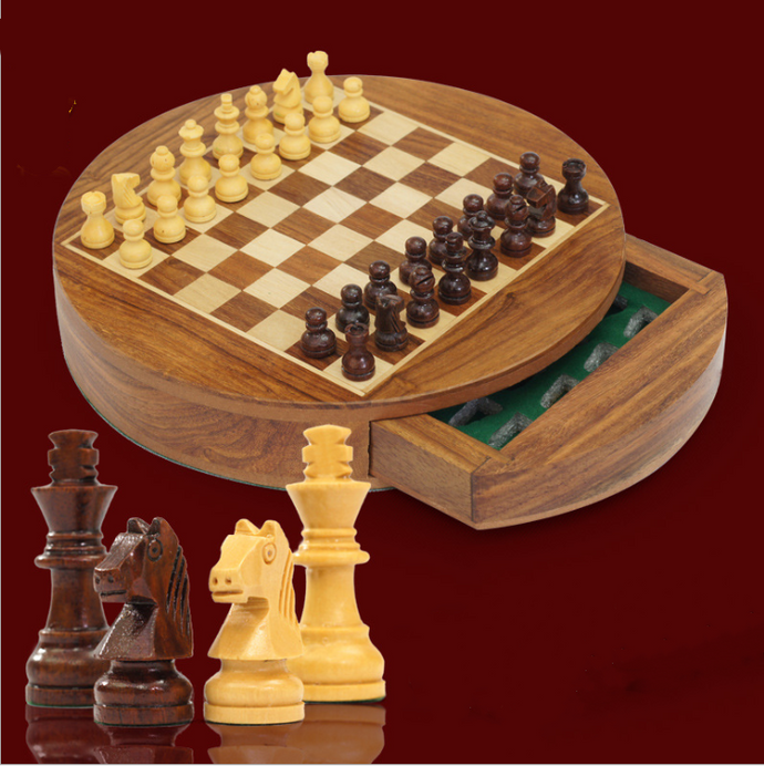 Magnetic Wooden Chess Set - MiniDreamMakers